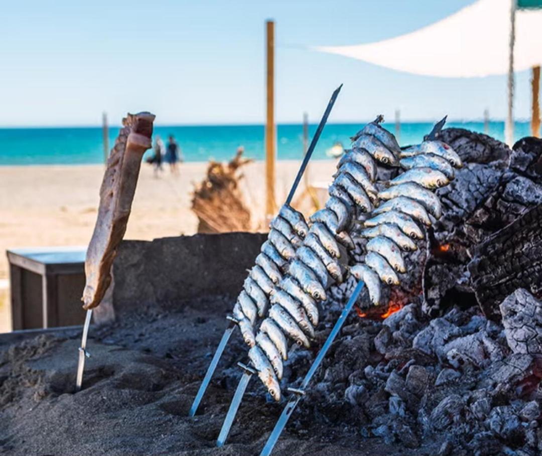 Playa 45, First Line Beach House Malaga Ngoại thất bức ảnh